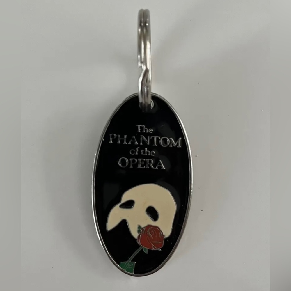 Vintage 1989 Phantom Of The Opera Keychain Mask Rose Design